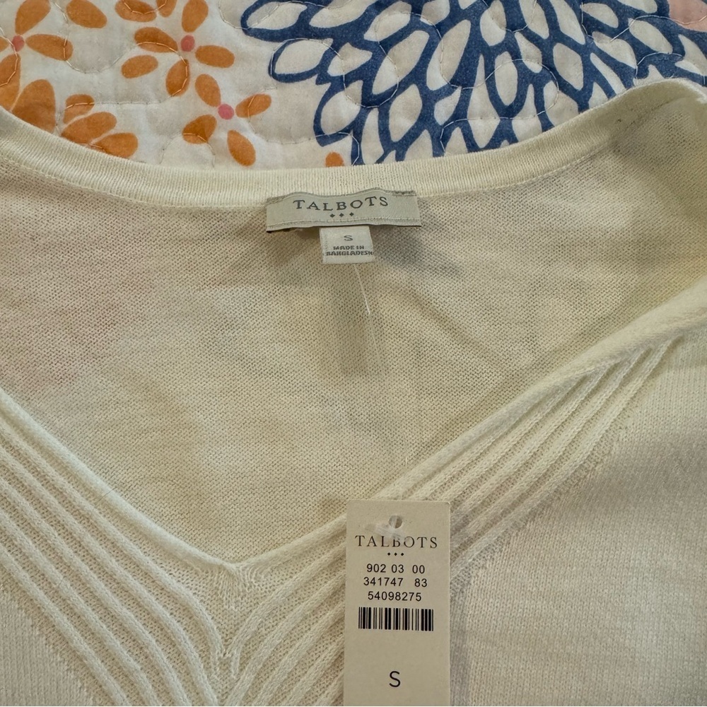 NWT small Talbots sweater - Picture 3 of 3